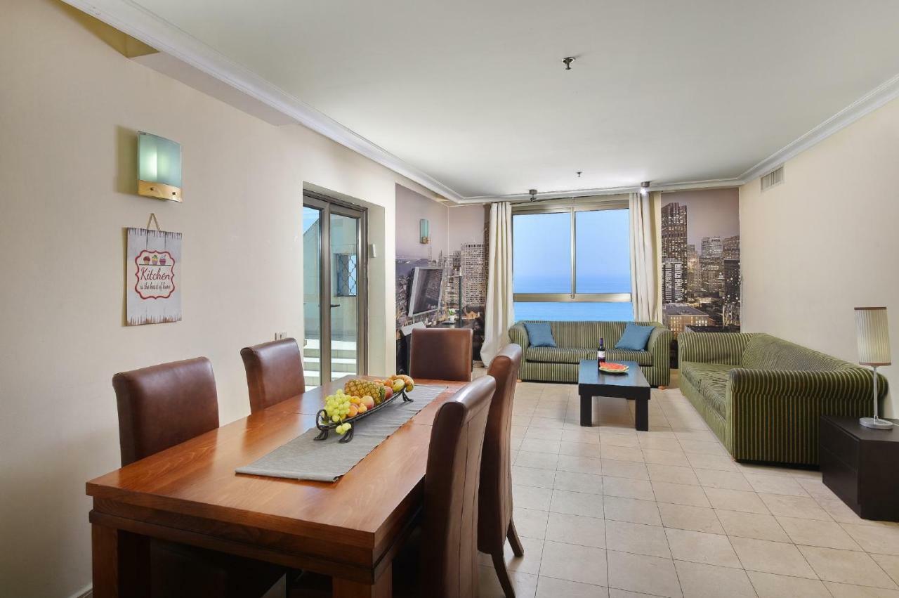 Laguna Beach Apartments Хайфа Екстериор снимка