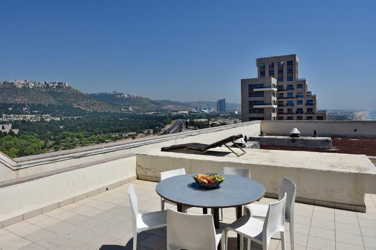 Laguna Beach Apartments Хайфа Екстериор снимка