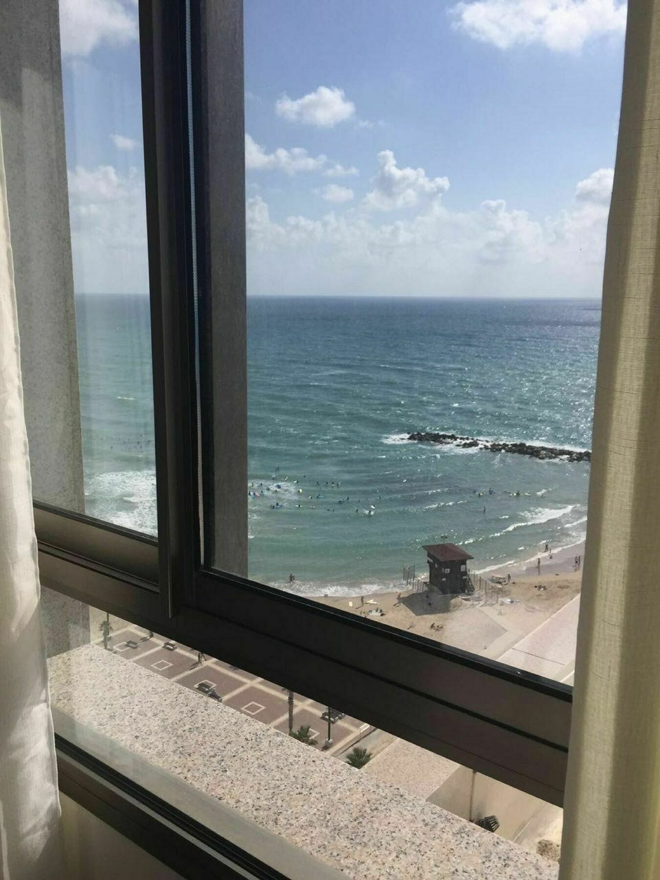Laguna Beach Apartments Хайфа Екстериор снимка
